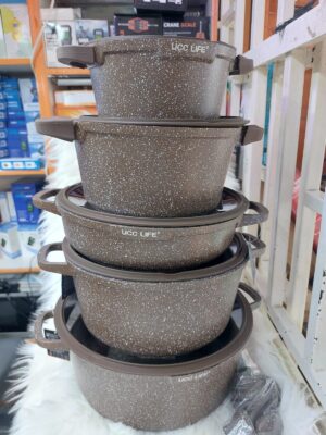 UCC brown cookware set