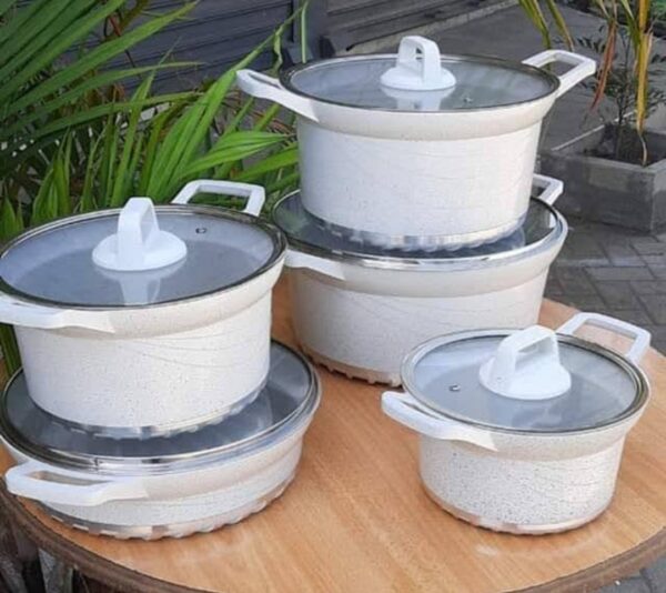 Bosch granite cooking ware 10 pieces