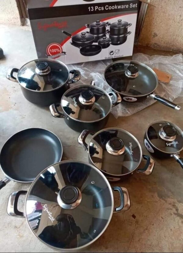 IMG-20210611-WA0064.jpg 13 pieces signature cookware