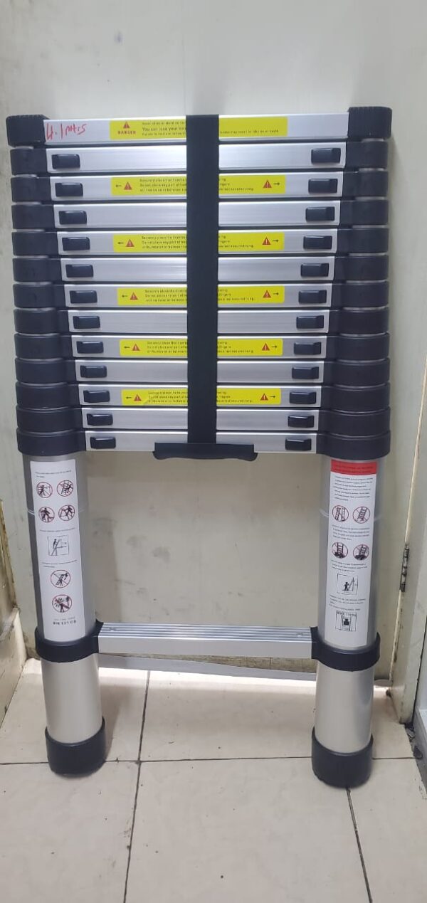 IMG-20230526-WA0056.jpg Telescopic ladder 3.2m