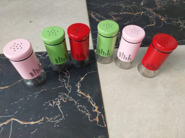 Salt shaker
