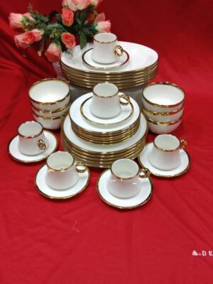 IMG-20240821-WA0042 Gold Line dinner set