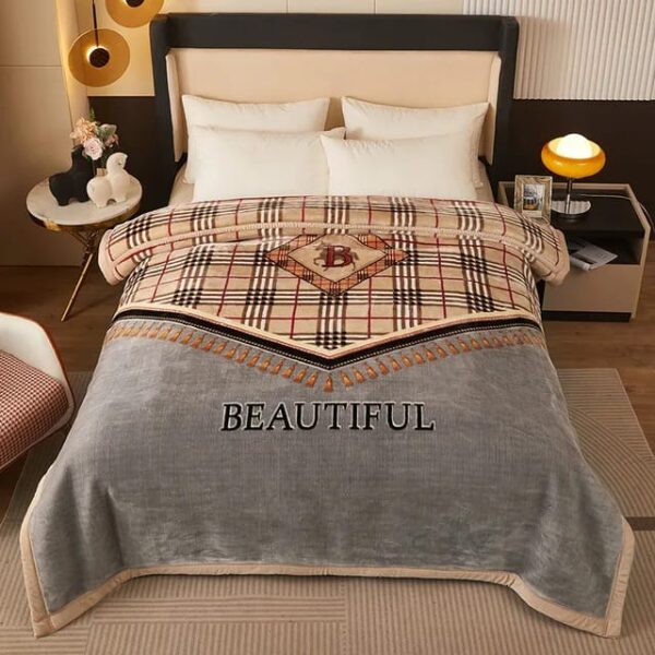High quality Knitted throw blankets with tassel