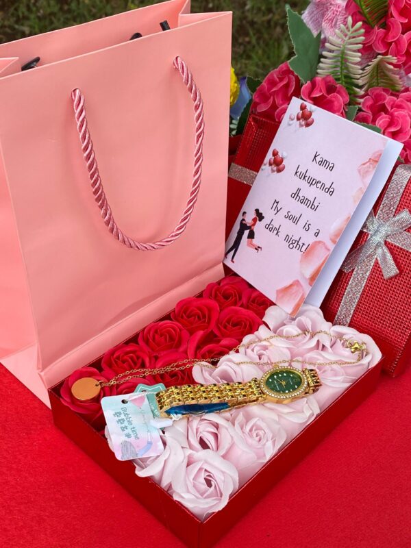IMG-20250203-WA0442 LADY GIFT SET