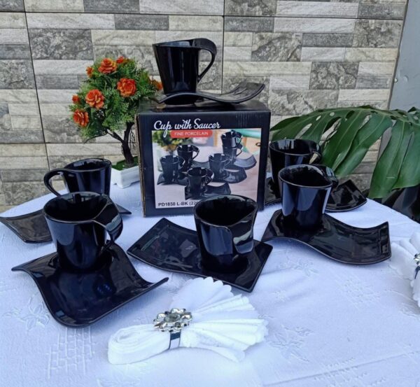 Black Cup saucer set