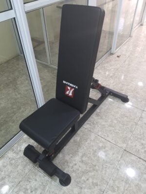 bd51b8b9-3793-43f2-884e-0fcb5621492d.jpg Gym Core Adjustable Bench